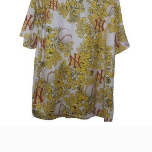 Custom Made in the USA, Hawaiian Floral CampShirt Featuring Baseballs and the NY - Picture 2 of 6